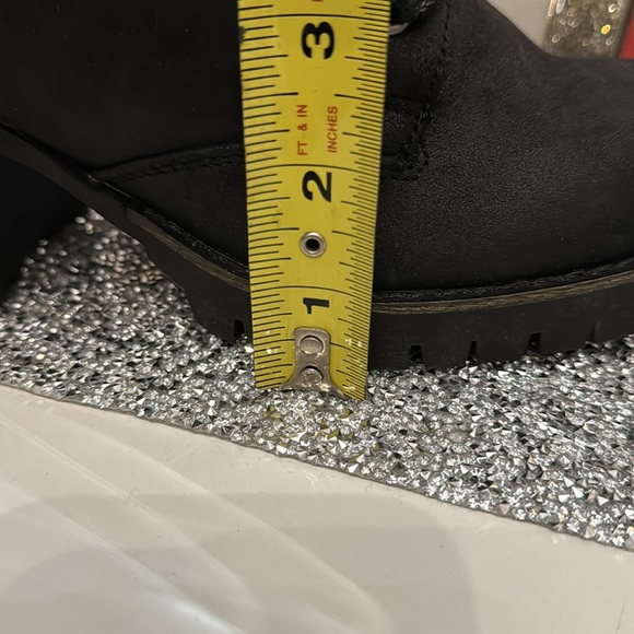 Black ankle boots size 7.5 - Picture 6 of 6